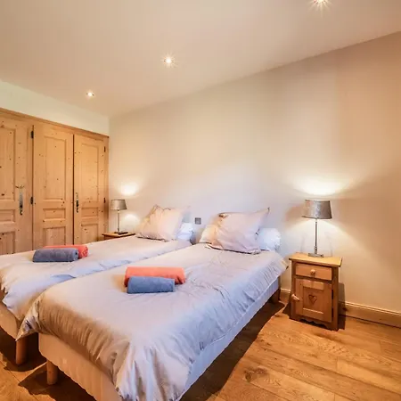 L'aube Claire - 5 Etoiles Chalet *