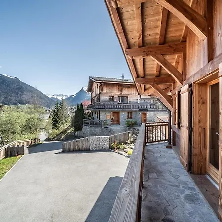 L'aube Claire - 5 Etoiles Chalet *